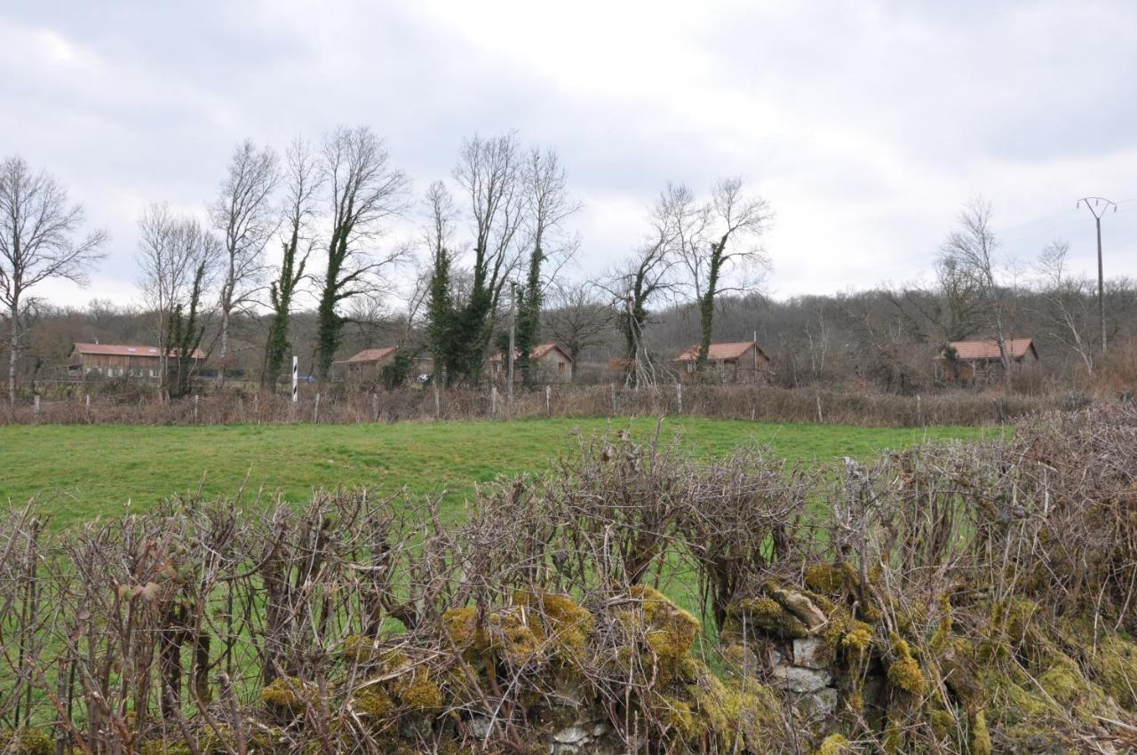 Canal Du Nivernais Gites Le Champ Radis Marigny-sur-Yonne Exterior foto